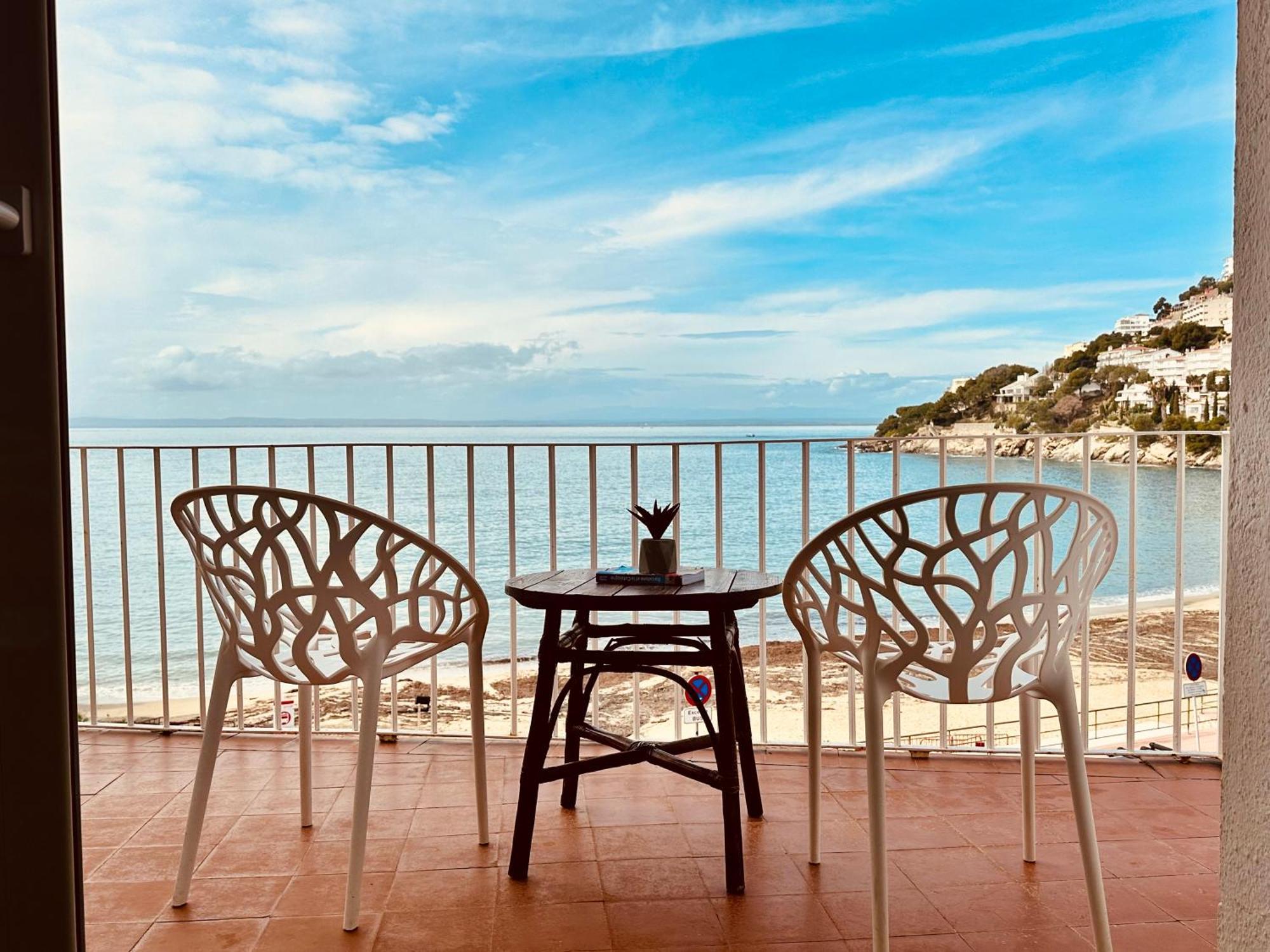 Global Immo 3343 Villa Catherine โรเซส ภายนอก รูปภาพ